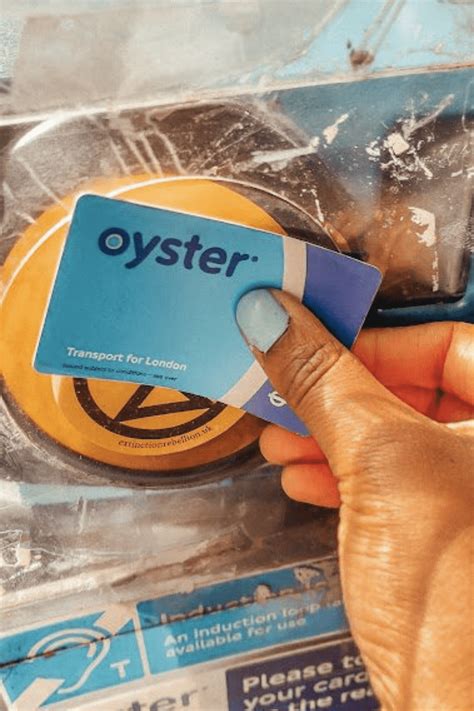 using oyster card vs contactless|oyster card monthly pass.